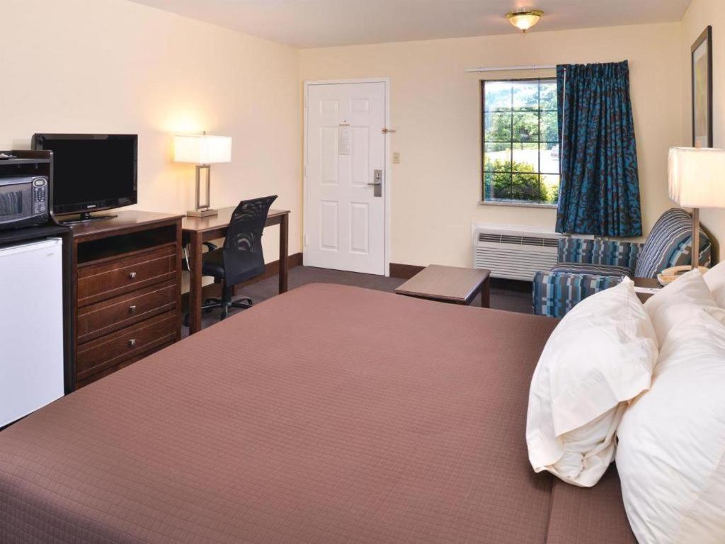 Americas Best Value Inn - Batesville Eksteriør billede