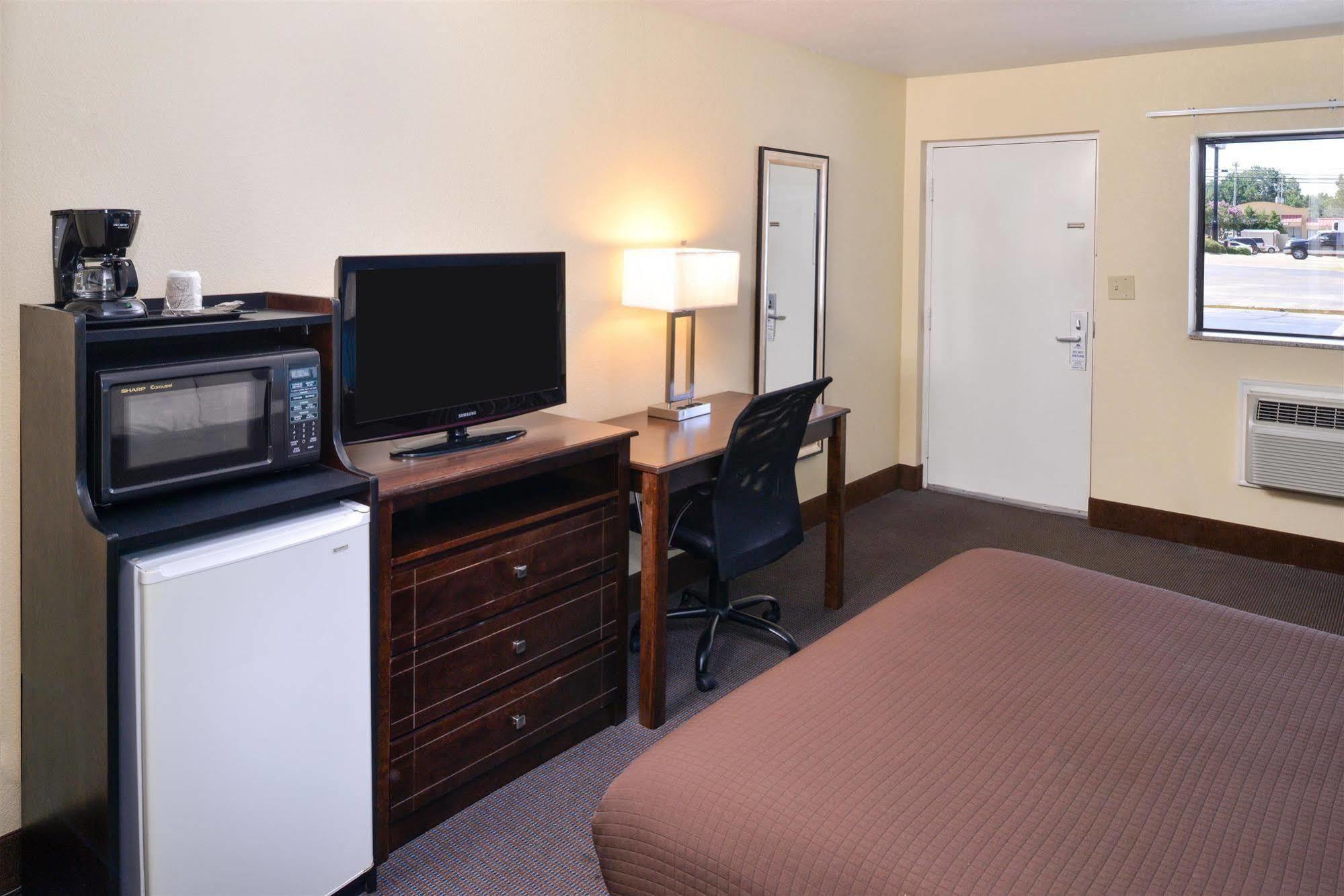 Americas Best Value Inn - Batesville Eksteriør billede