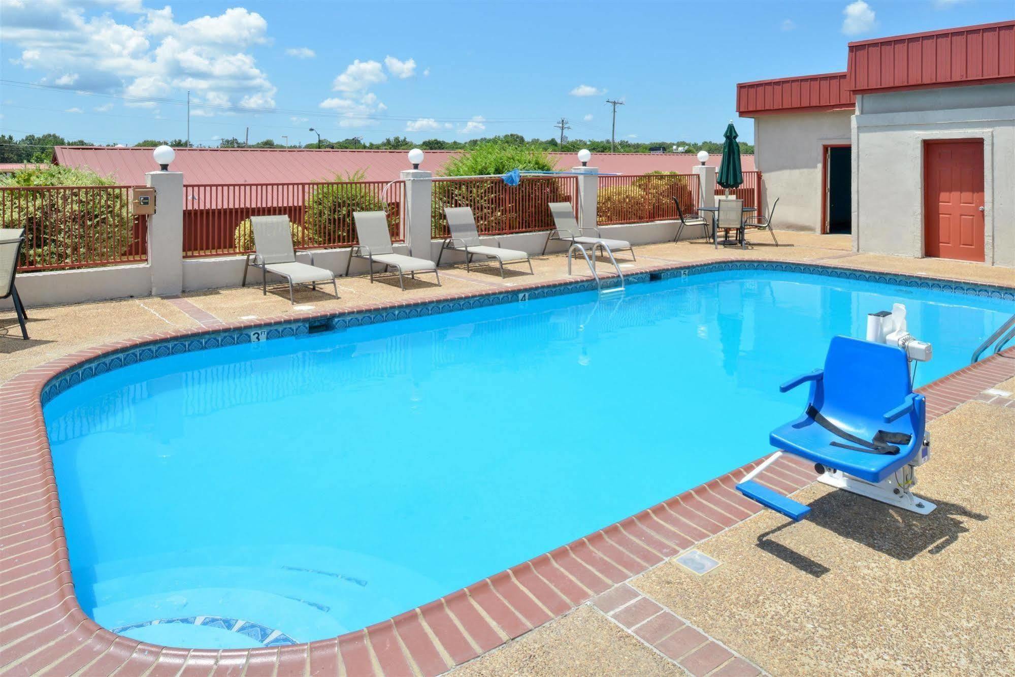Americas Best Value Inn - Batesville Eksteriør billede